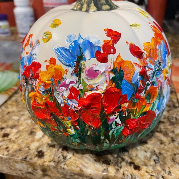 Other - 🎃FALL DECOR HAND PAINTED FIELD OF FLOWERS ON A PLASTIC PUMPKIN